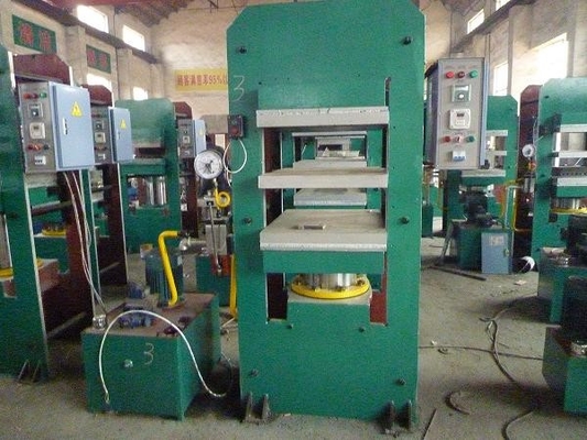 خرید دستگاه پرس ولکانیزه کننده لاستیکی کنترلی PLC پرس ولکانیزه کننده صفحه لاستیکی 15T online manufacture