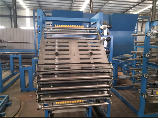 خرید چهار لایه تغذیه ریک و انتقال خودکار موتورسیکلت تایر ماشین ساخت online manufacture