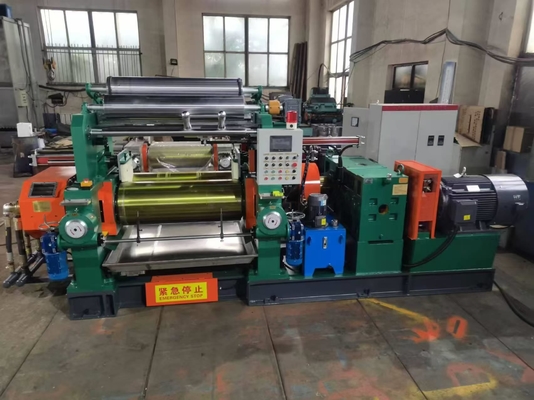 خرید 220/380V آب خنک کننده ماشین مخلوط لاستیک با آهن ریخته سخت رول HRC 71 online manufacture