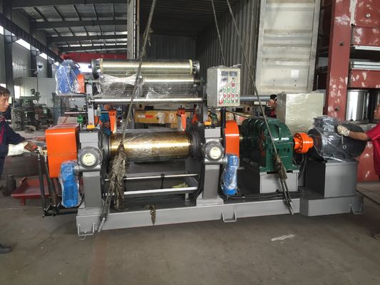 قیمت مناسب آسیاب مخلوط کننده لاستیک کوچک با قطر رولر 300 میلی متر برای کارخانه تولید دسته کوچک آنلاین